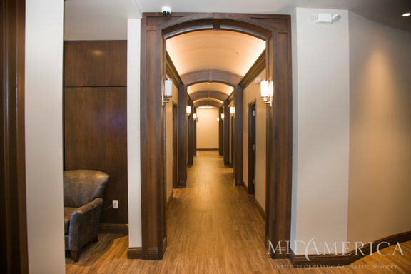 MidAmerica Plastic Surgery interior hallway